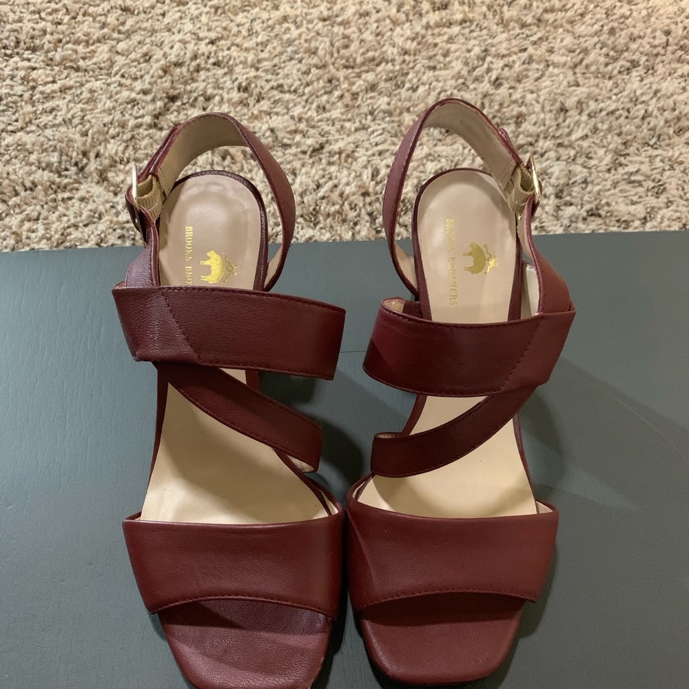 Brooks Brothers sandal